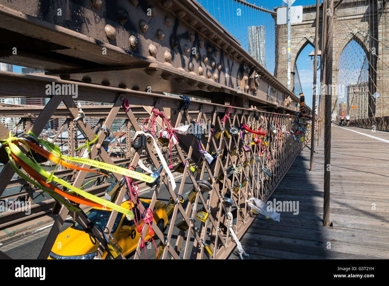Love Locks on the Brooklyn Bridge, NYC Stock Photo Alamy