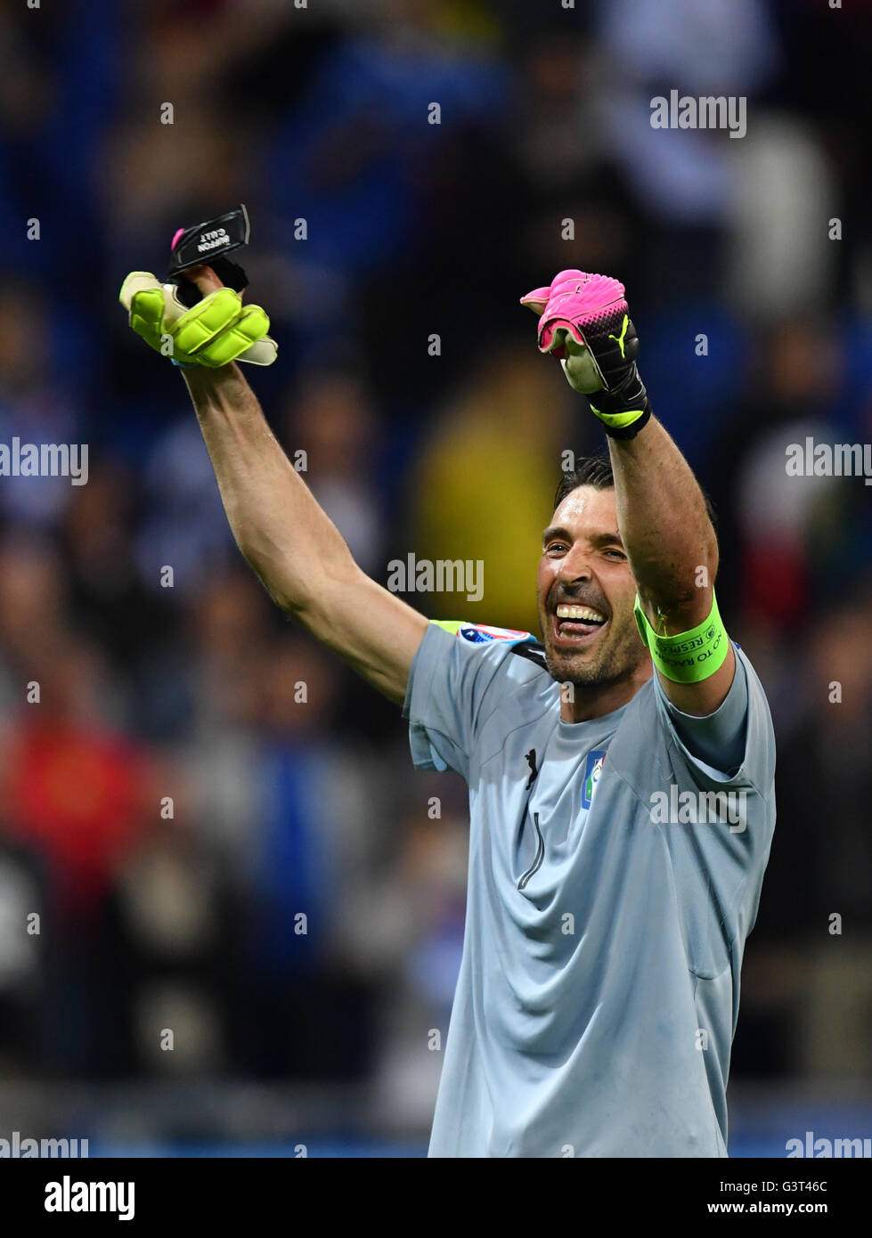 Italy's goalkeeper Gianluigi Buffon celebrates after winning the Group ...