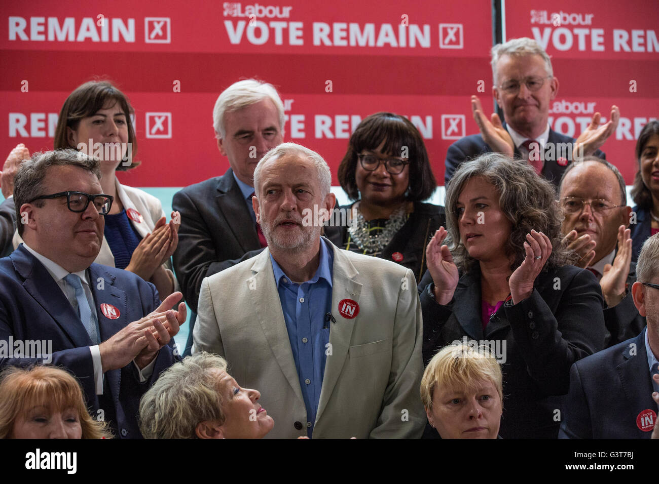 London Uk 14th June 2016 Labour Shadow Cabinet Members Applaud
