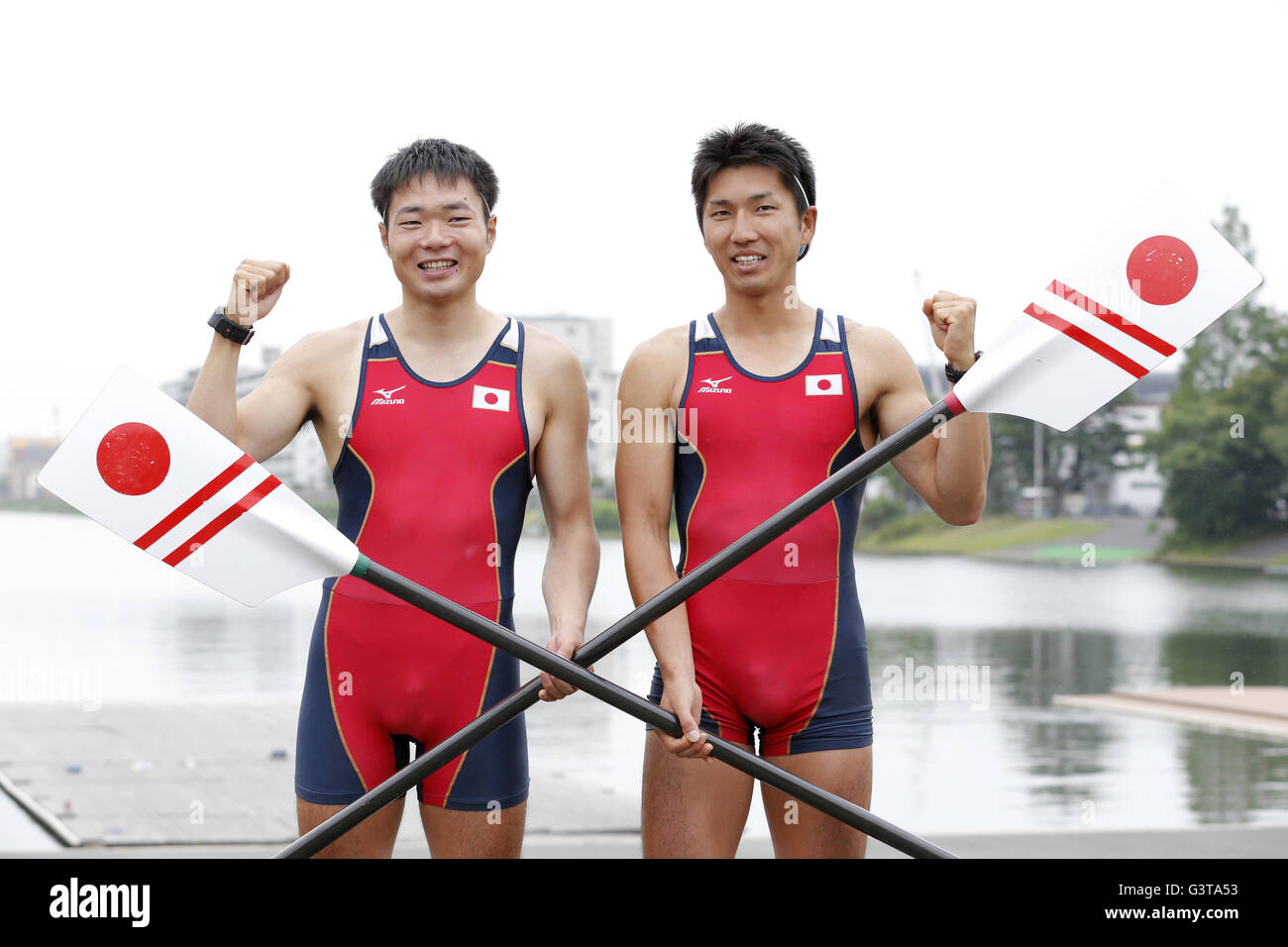 the Toda Olympic Rowing Course, Saitama, Japan. 15th June, 2016. (LR