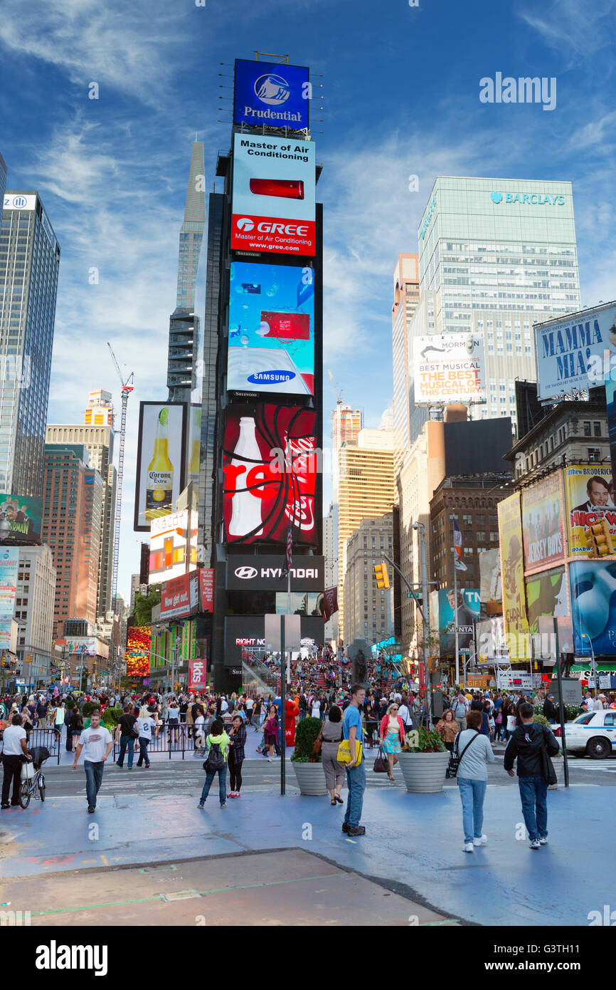 USA, New York State, New York City, Manhattan, People in Times Square Stock Photo