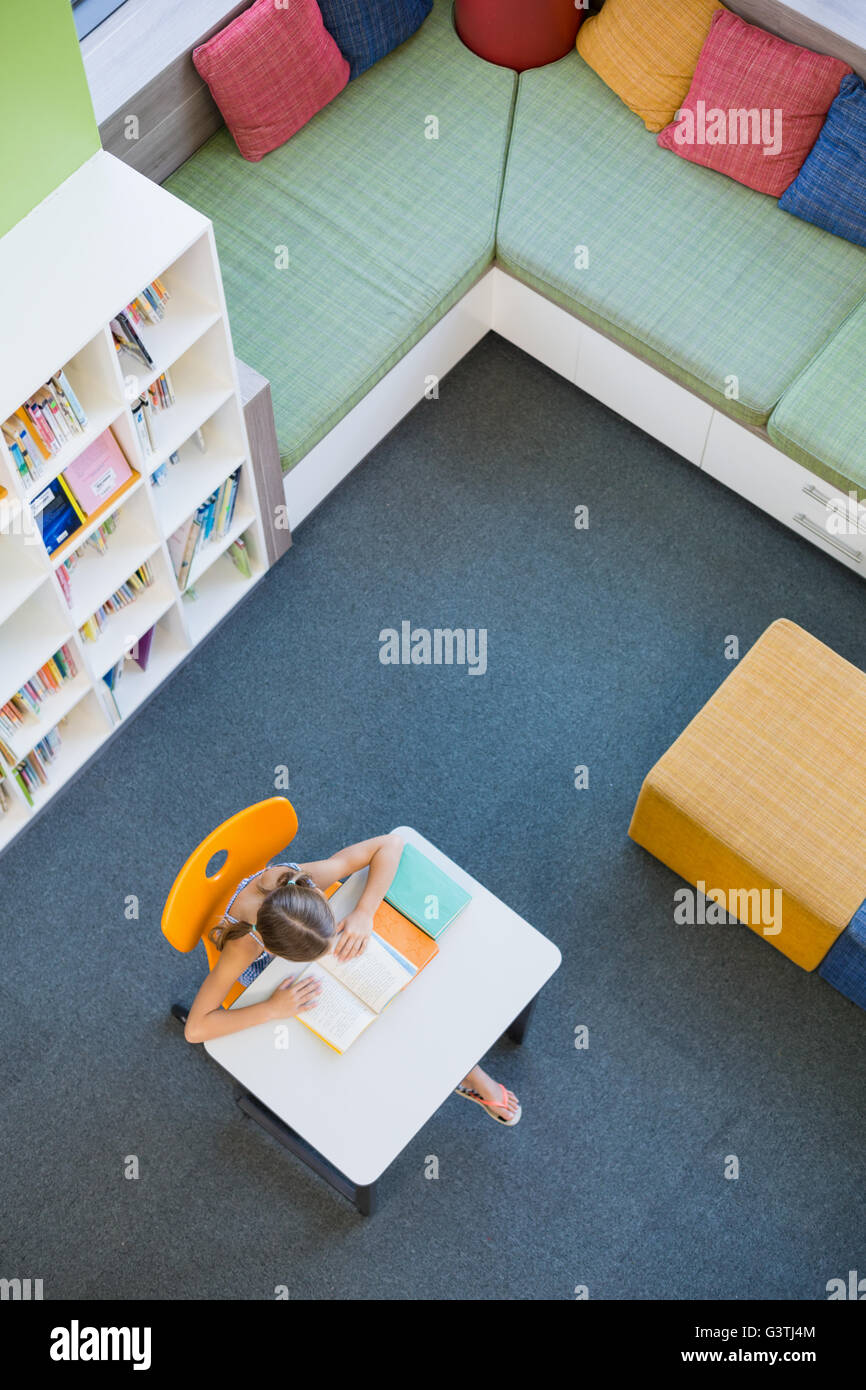 School reading library book hi-res stock photography and images - Alamy