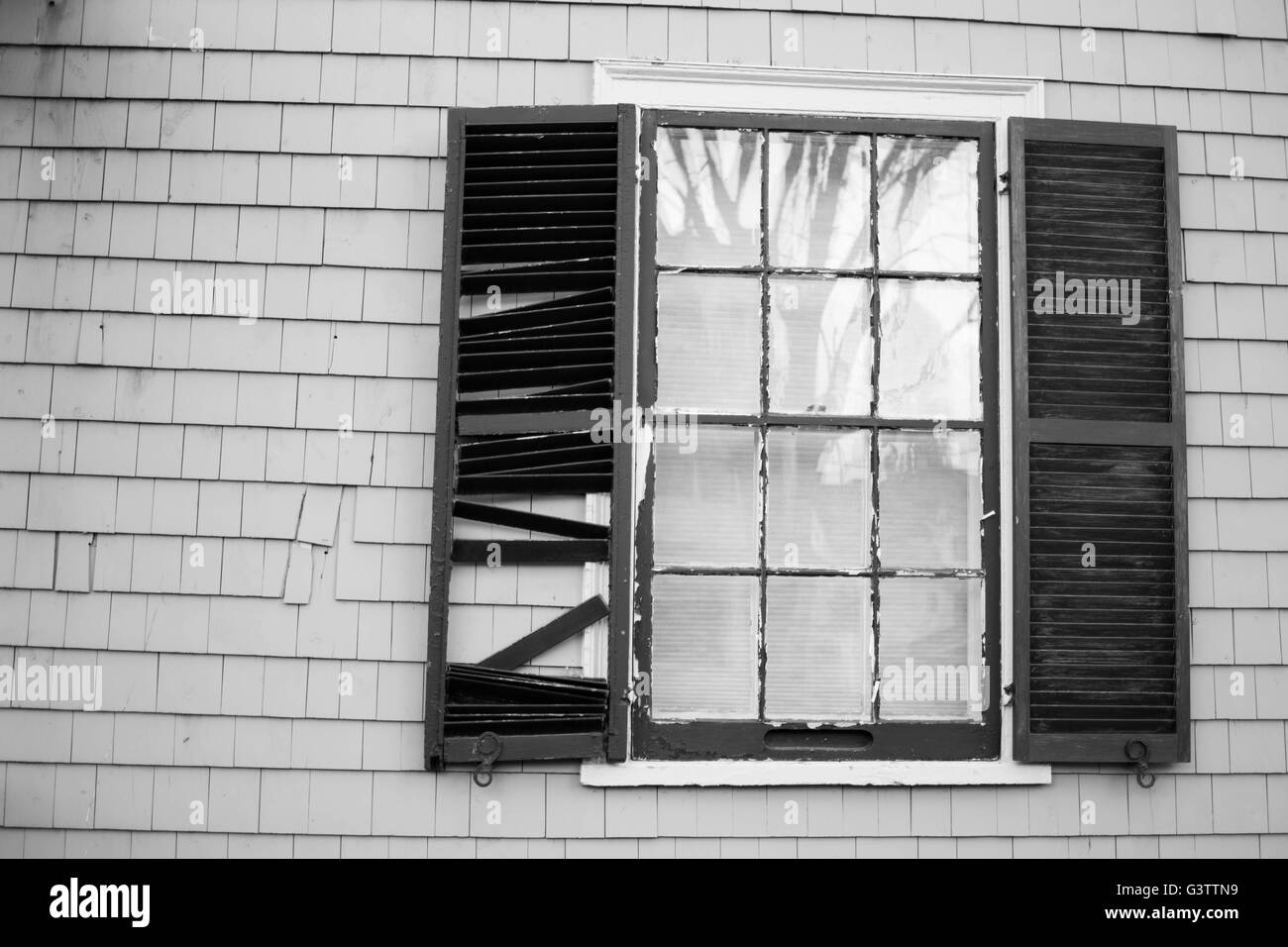 Old window frame Black and White Stock Photos & Images - Alamy