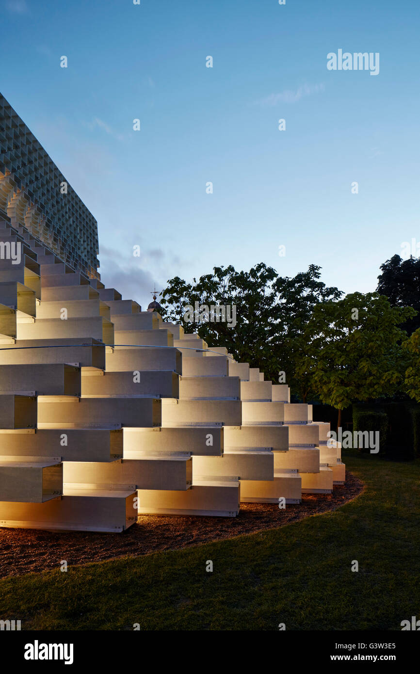 Abstract detail of stacked fibreglass blocks. Serpentine Pavilion 2016