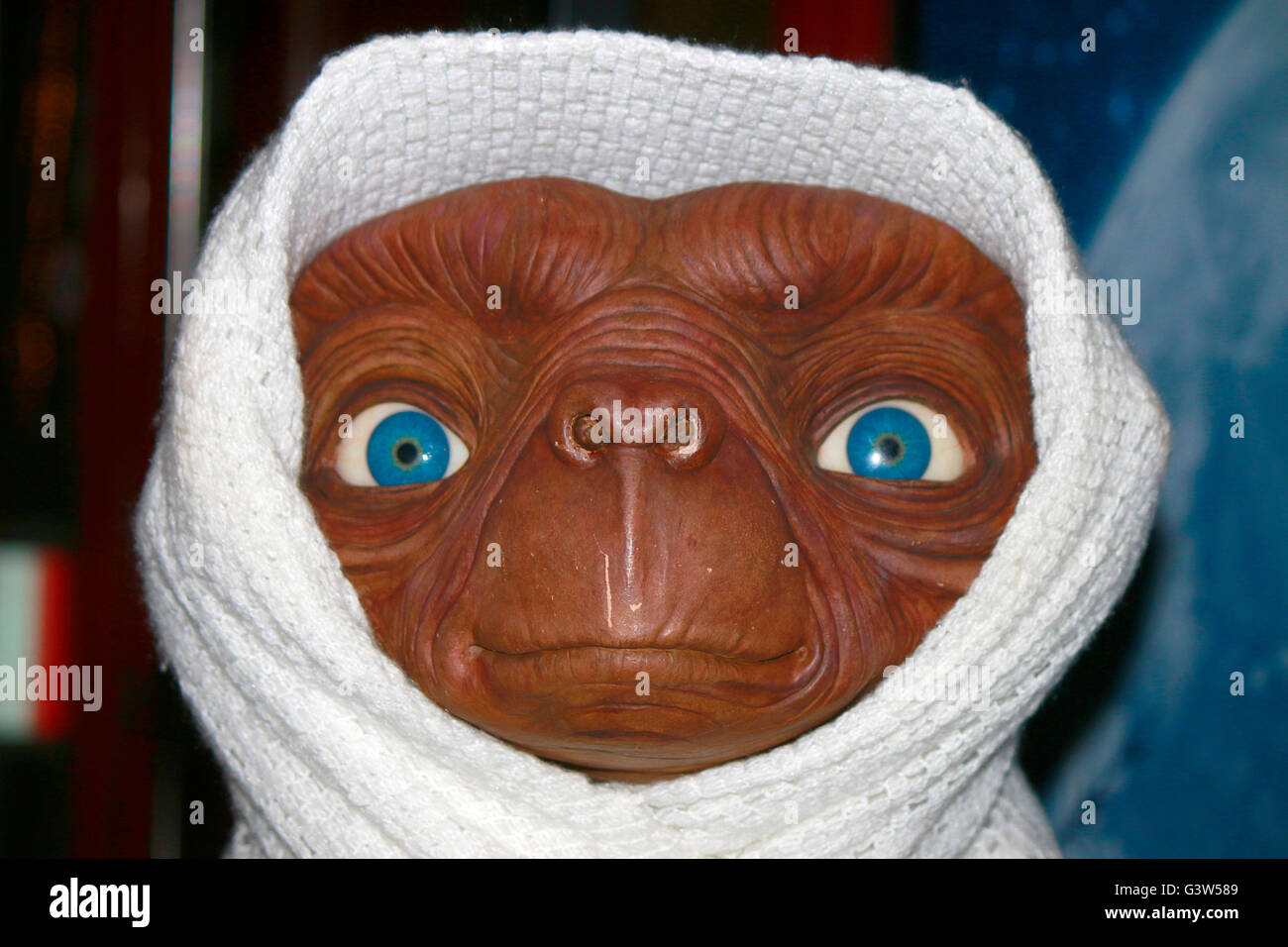 Et the extra terrestrial hi-res stock photography and images - Alamy