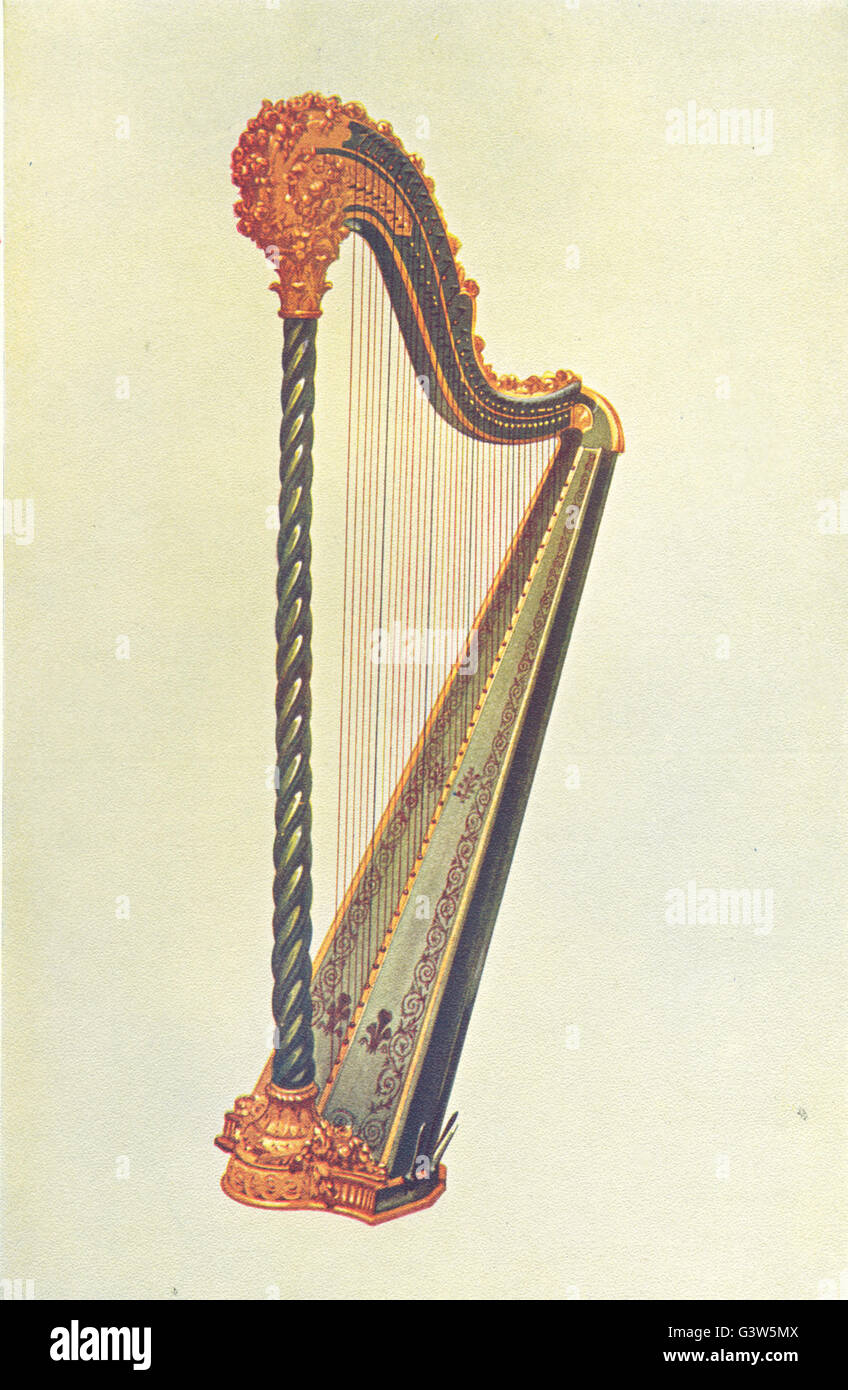 MUSICAL INSTRUMENTS Pedal Harp, vintage print 1945 Stock Photo Alamy
