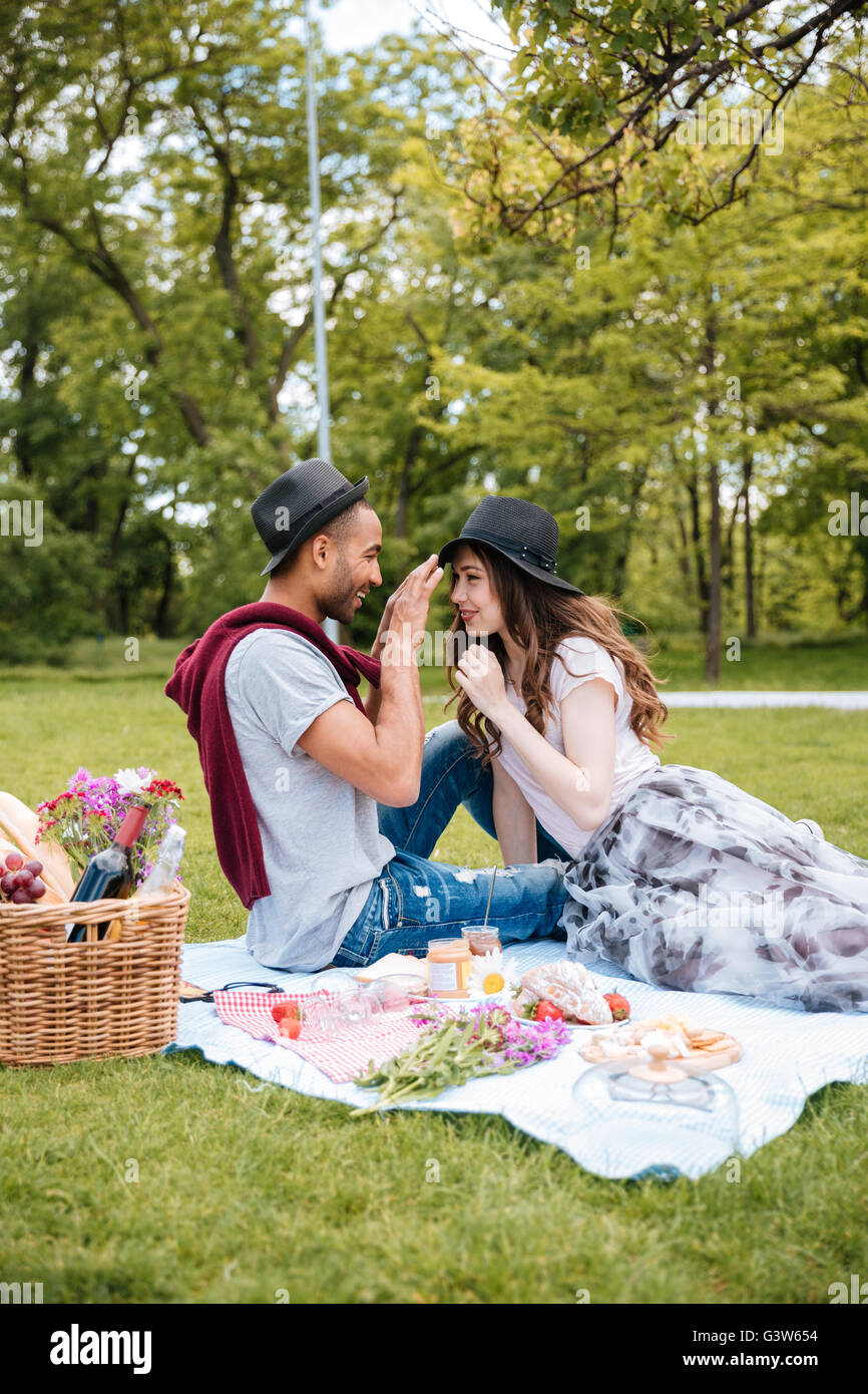 Picnic on grass hi-res stock photography and images - Alamy