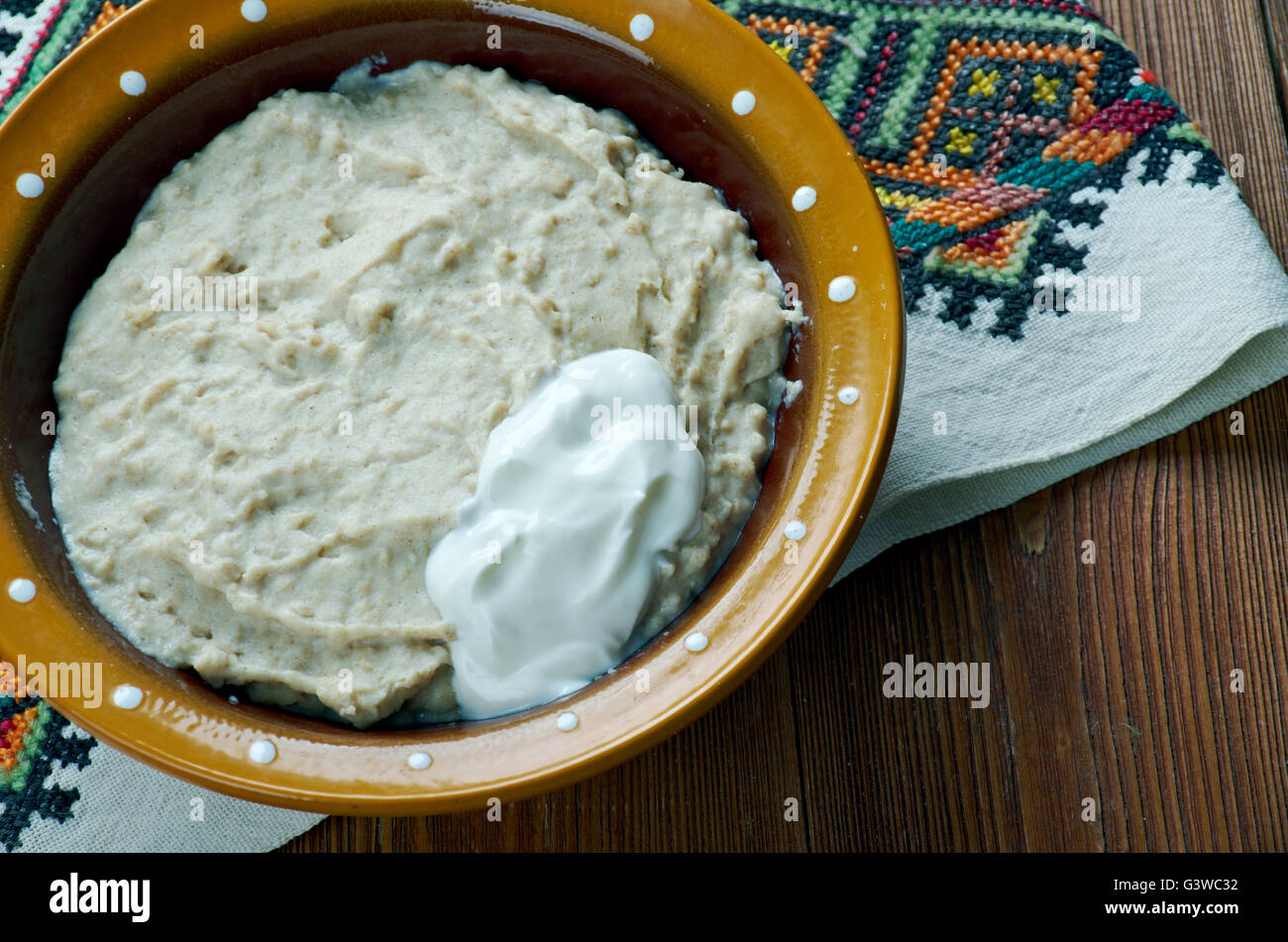 dezhen Russian dish of oatmeal and spoiled milk Stock Photo Alamy