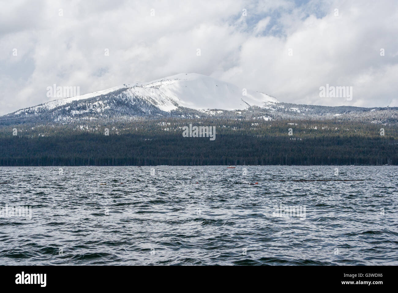 Diamond Lake recreational area in Oregon, USA Stock Photo Alamy