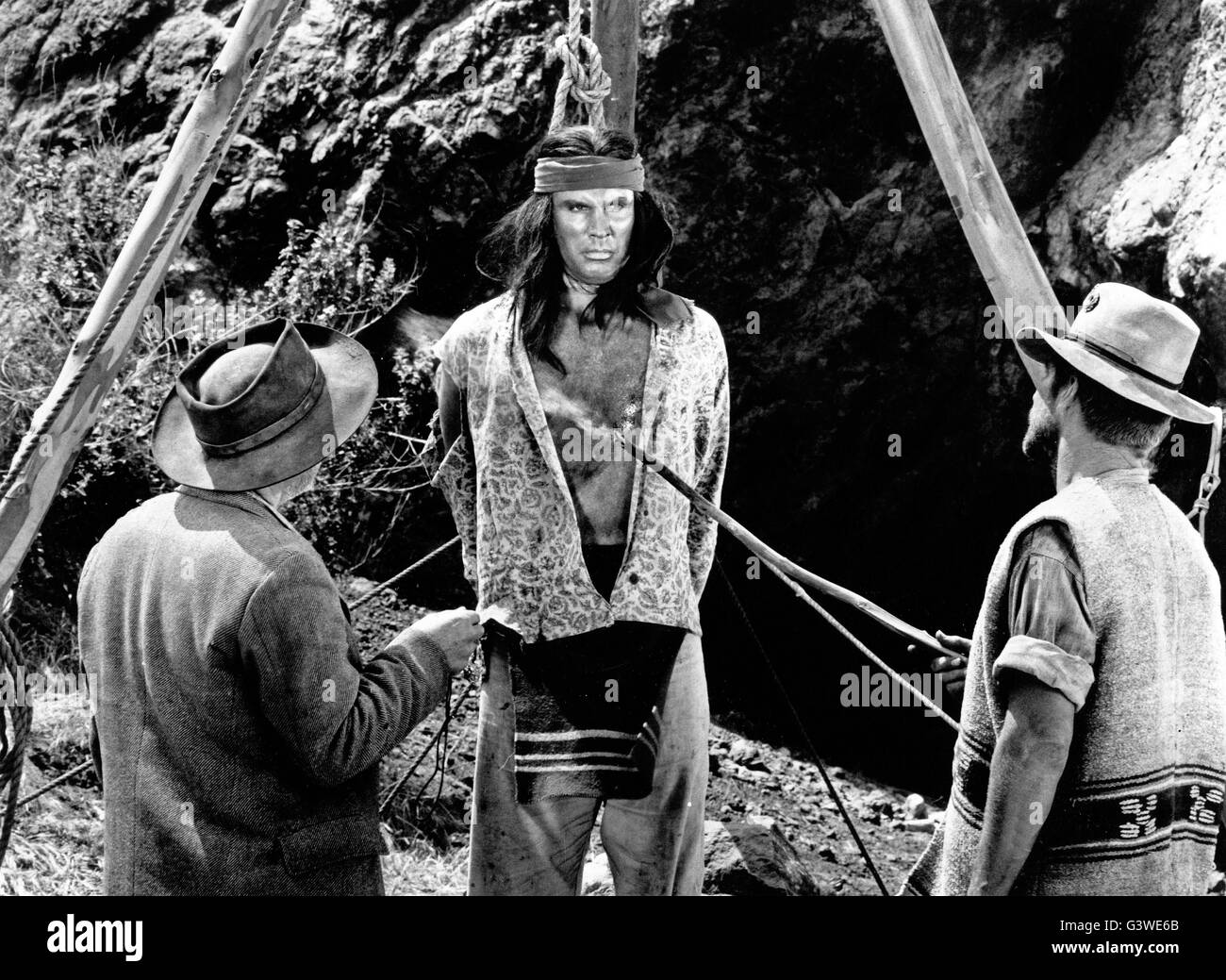 Apache Rifles, aka: Aufstand in Arizona, USA 1964, Regie: William Witney, Darsteller: Michael Dante (Mitte) Stock Photo