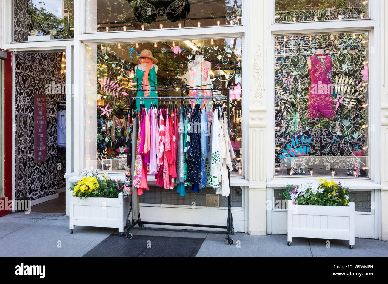 Women's boutique in Greenwich Village in New York City Stock Photo Alamy