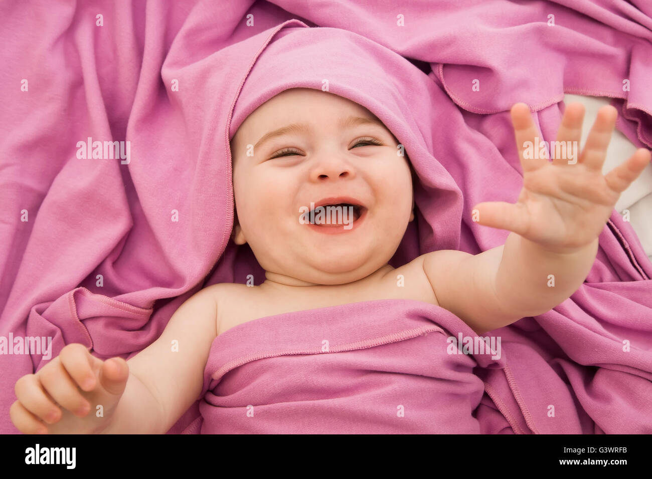 Baby face tissue hi-res stock photography and images - Alamy