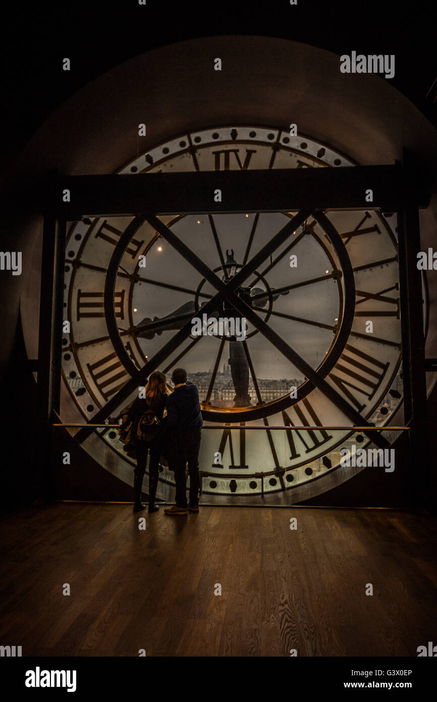 Giant clock hires stock photography and images Alamy