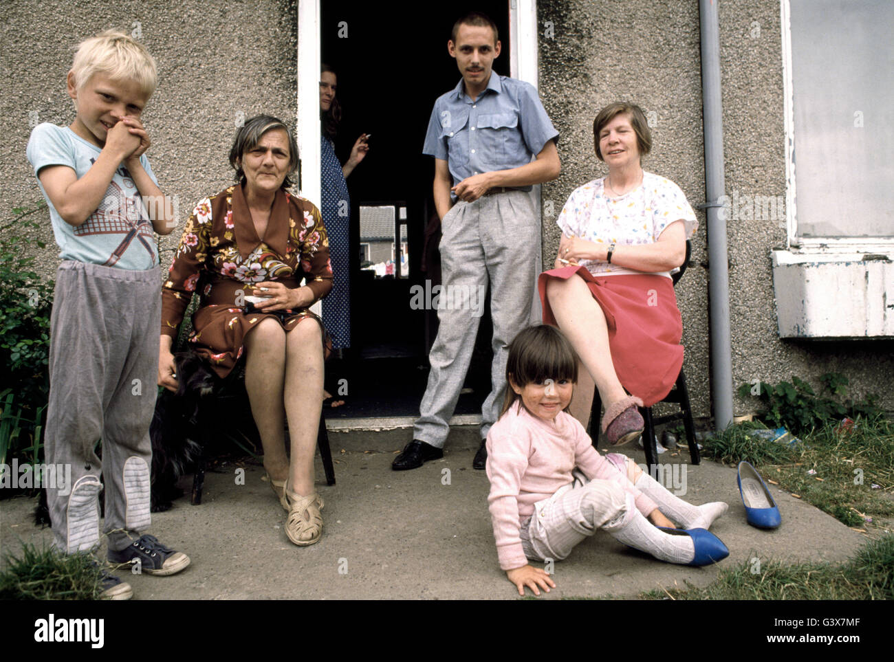 © John Angerson  Holme Wood Housing estate in Bradford, Yorkshire. Back 1998 the Estate had just received a £37.5 million City Challenge fund, that was focused mainly on improving the housing stock and local environment. These images were a document of the residents of area prior to receiving the proposed funding. Holme Wood still has high levels of deprivation, low levels of educational attainment, low rates of economic activity, and high levels of crime. Stock Photo