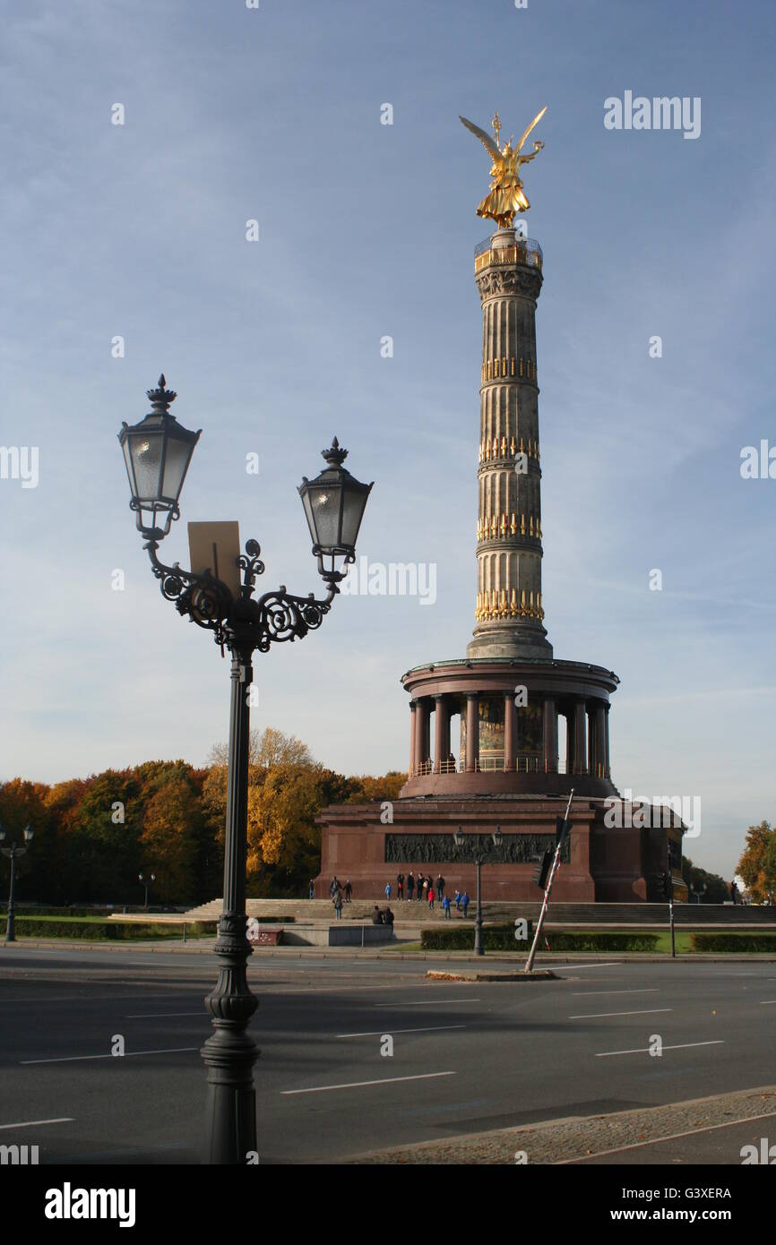100 Bus Berlin High Resolution Stock Photography And Images - Alamy