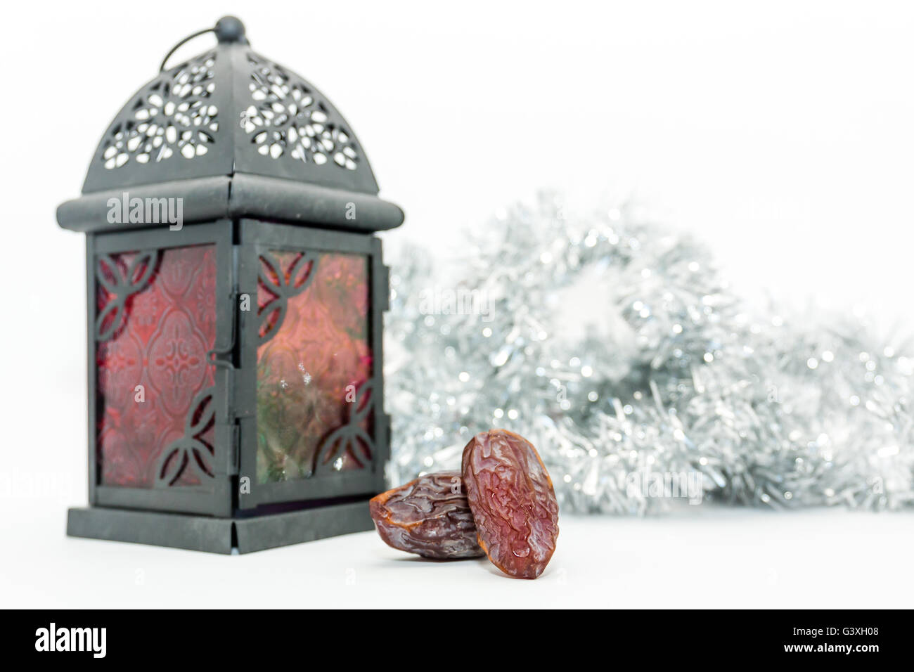 Date fruits and arabic lantern. Ramadan Eid concept Stock Photo Alamy