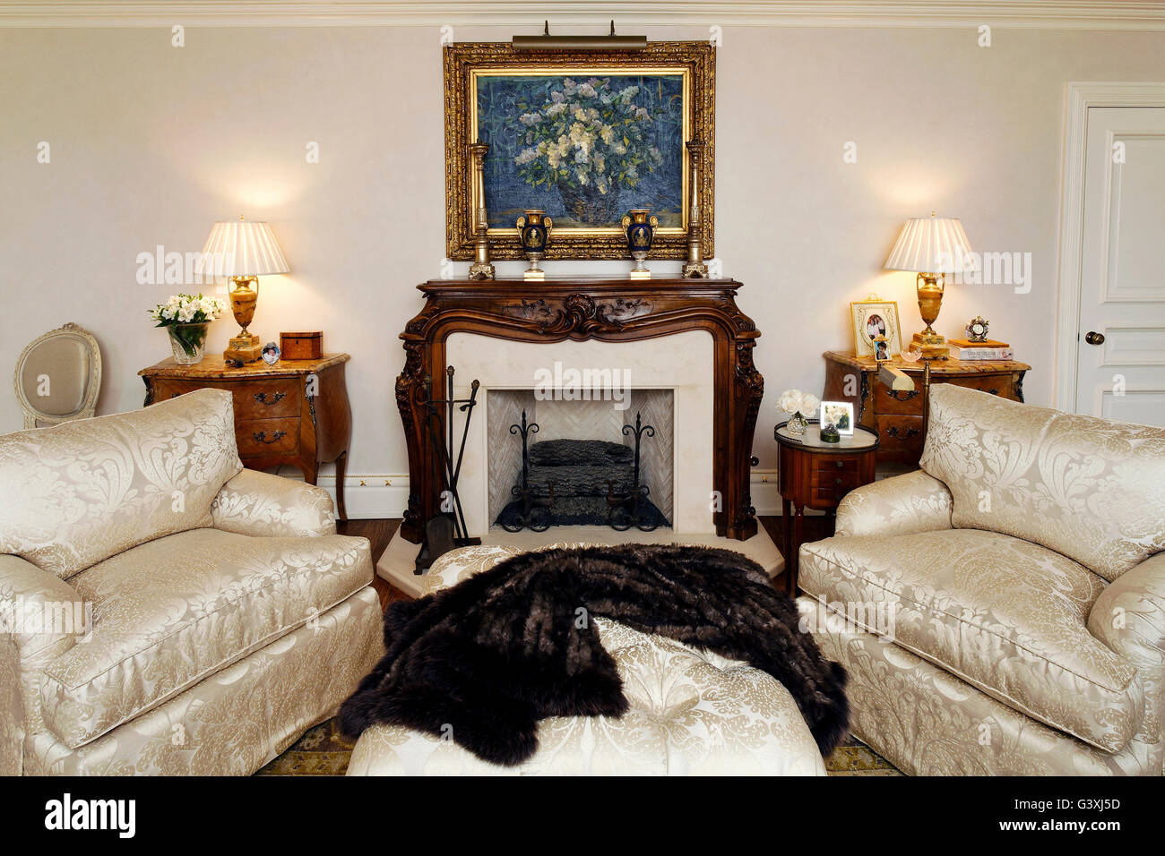 Private Home House Interior and Exterior with all Rooms Stock Photo Alamy