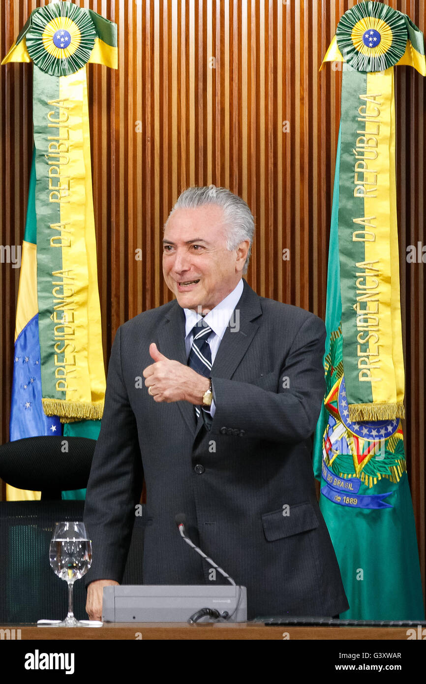 Local leaders present hires stock photography and images Alamy