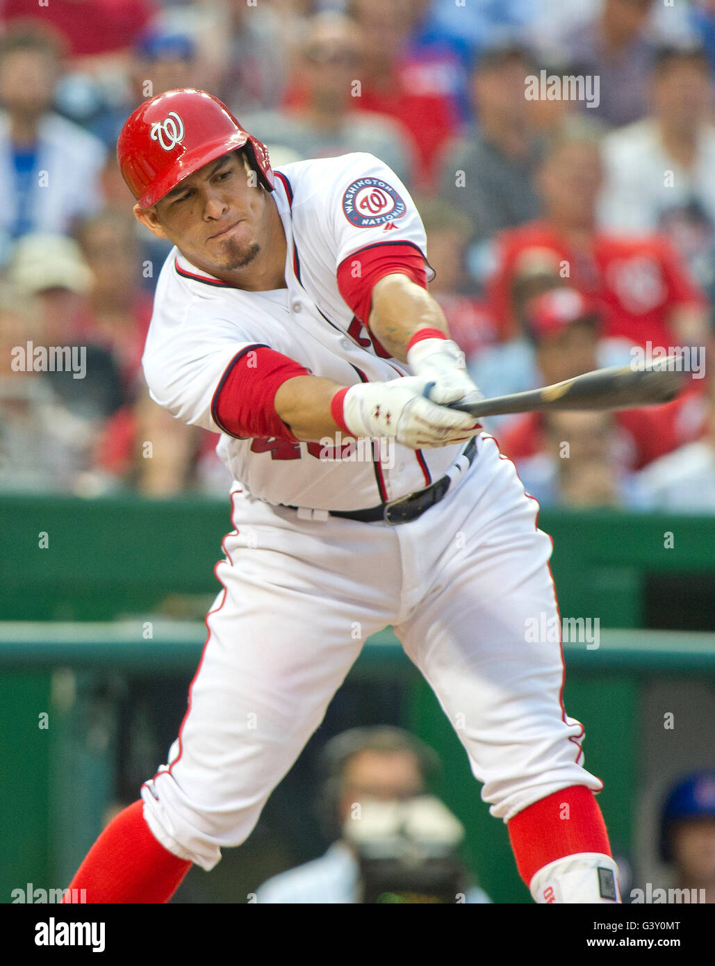 Innings. 15th June, 2016. Washington Nationals catcher Wilson Ramos (40) bats in the eleventh inning against the Chicago Cubs at Nationals Park in Washington, DC on Wednesday, June 15, 2016. The Nationals won the game 5 - 4 in 12 innings. Credit: Ron Sachs/CNP - NO WIRE SERVICE - Credit:  dpa/Alamy Live News Stock Photo