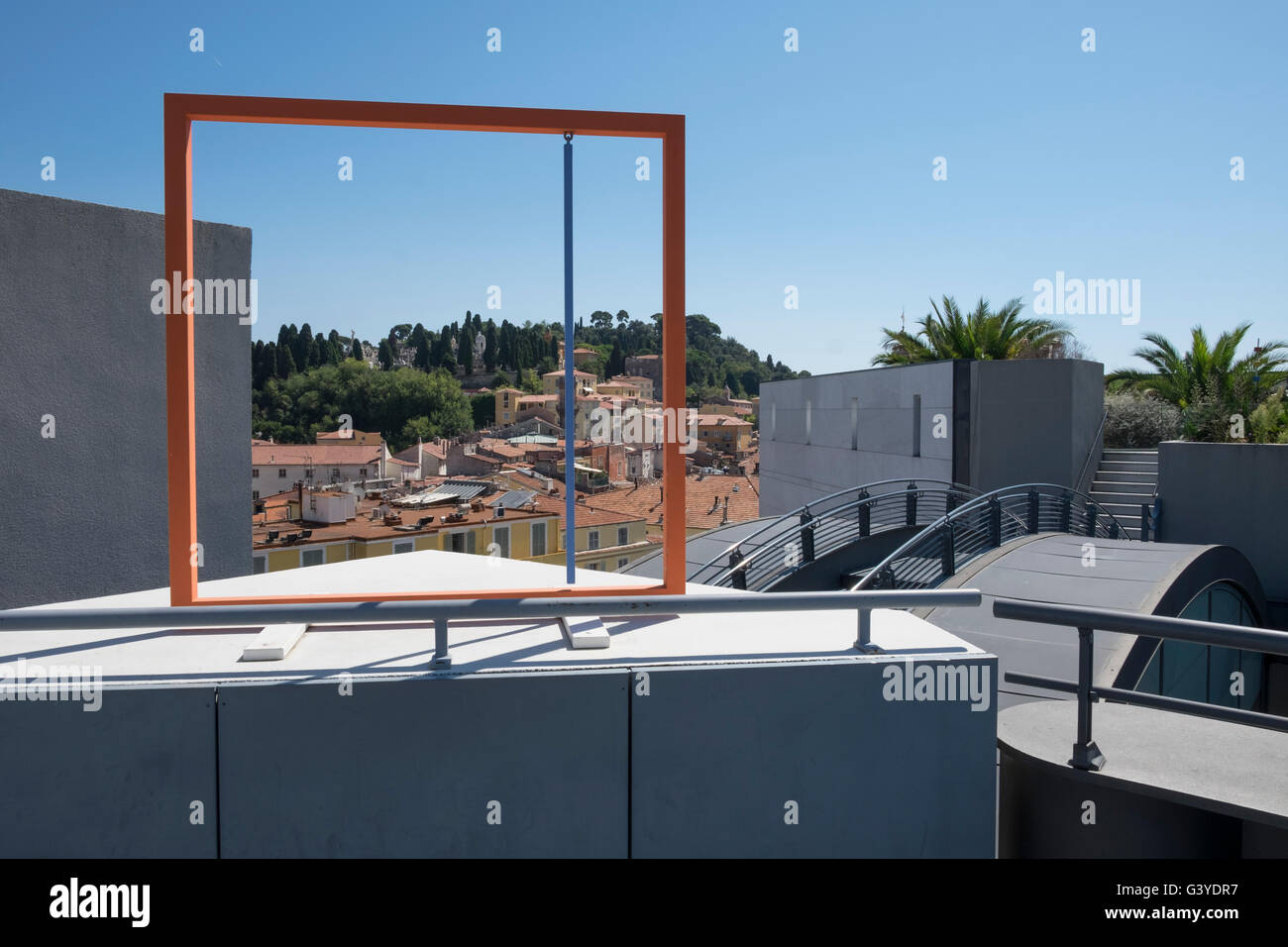 Roof of Museum of Modern and Contemporary Art (Musée d'art moderne et d ...