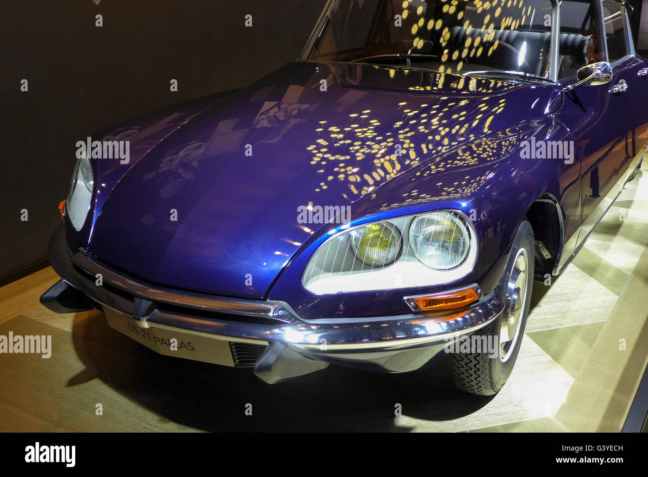 Citroën DS front and side view Stock Photo