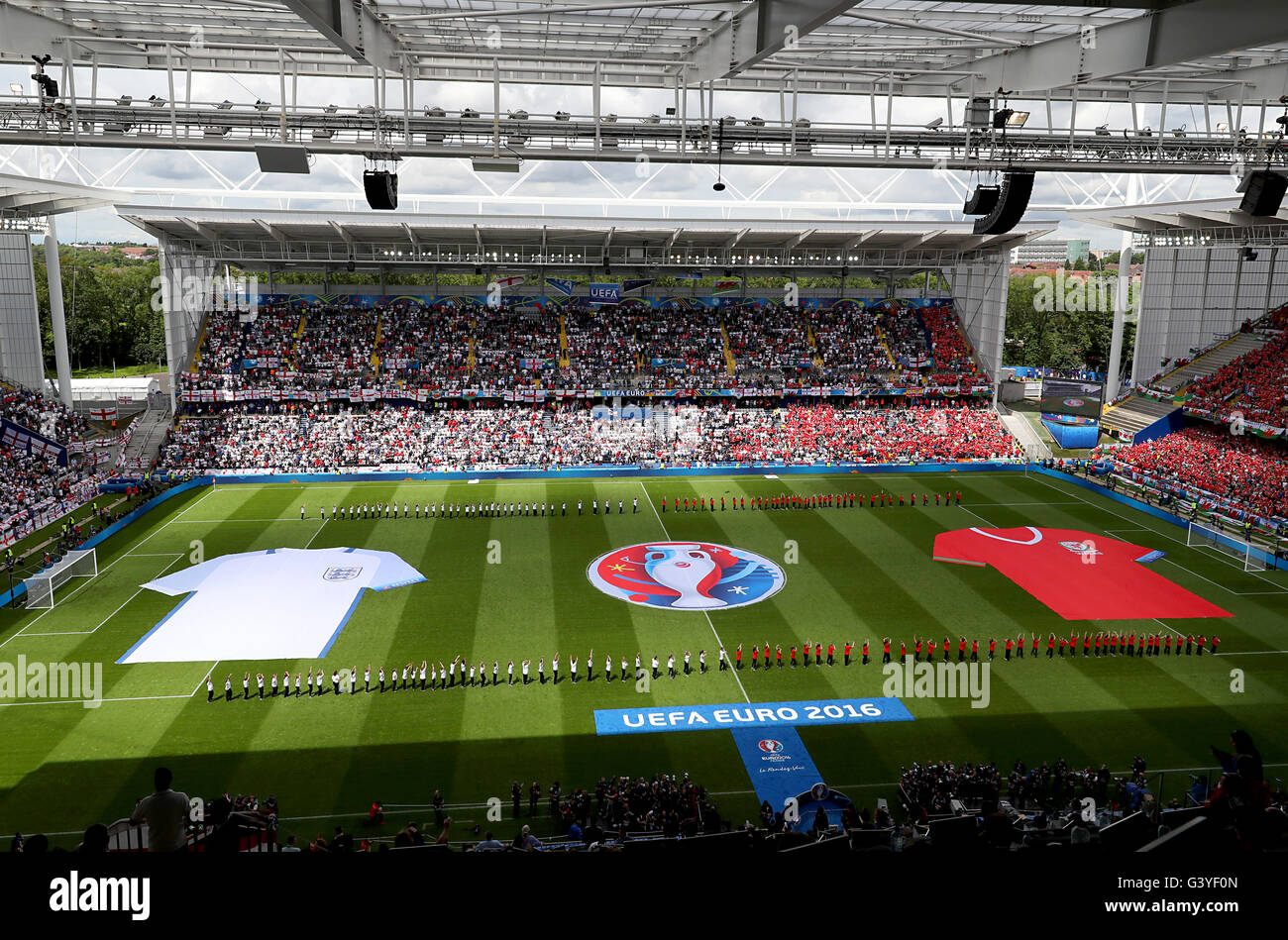England And Wales Mascots On The Pitch Prior To The Uefa Euro 16 Group B Match At The Stade Felix Bollaert Delelis Lens Stock Photo Alamy
