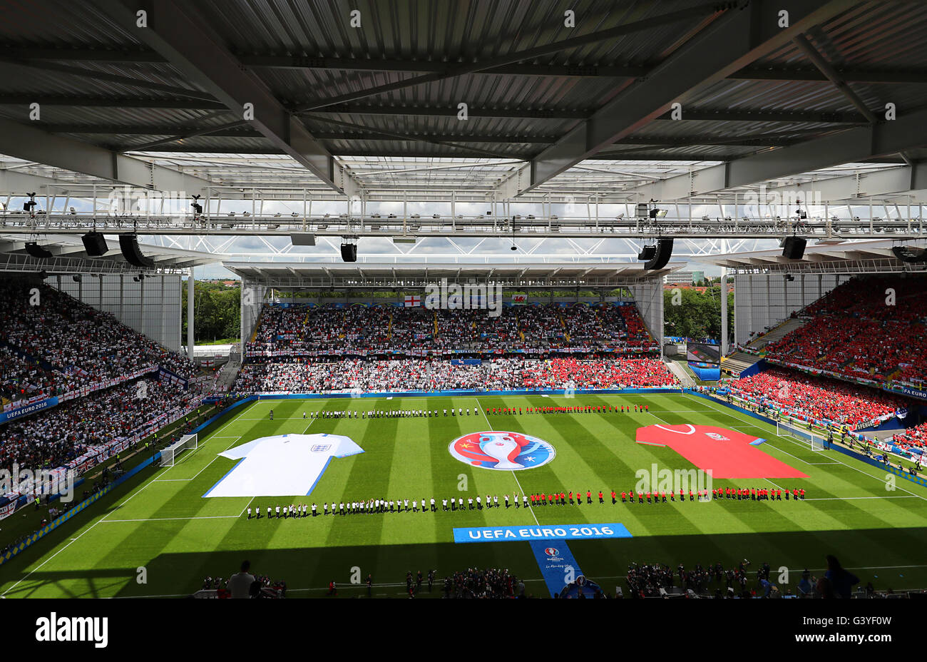 England And Wales Mascots On The Pitch Prior To The Uefa Euro 16 Group B Match At The Stade Felix Bollaert Delelis Lens Stock Photo Alamy