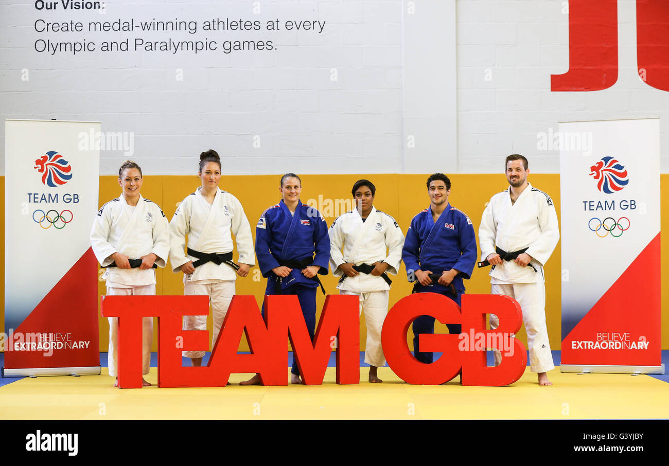 (L R) Sally Conway, Natalie Powell, Alice Schlesinger, Nekoda Smythe-Davis, Ashley McKenzie and Colin Oates during the team announcement at the British Judo Centre of Excellence, Walsall. Stock Photo