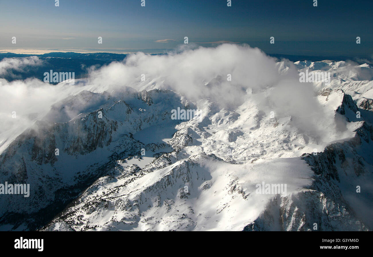 Aerial view of Cirque of Colomers from Aran Valley. Lleida province, Catalonia, Spain Stock Photo