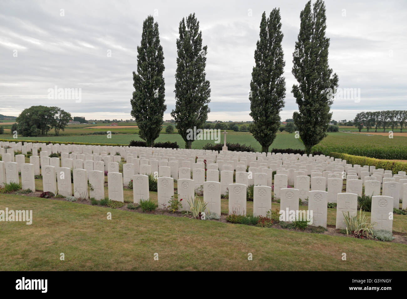 Headstones in the CWGC Klein Vierstraat British Cemetery, Kemmel, West-Vlaanderen, Belgium. Stock Photo