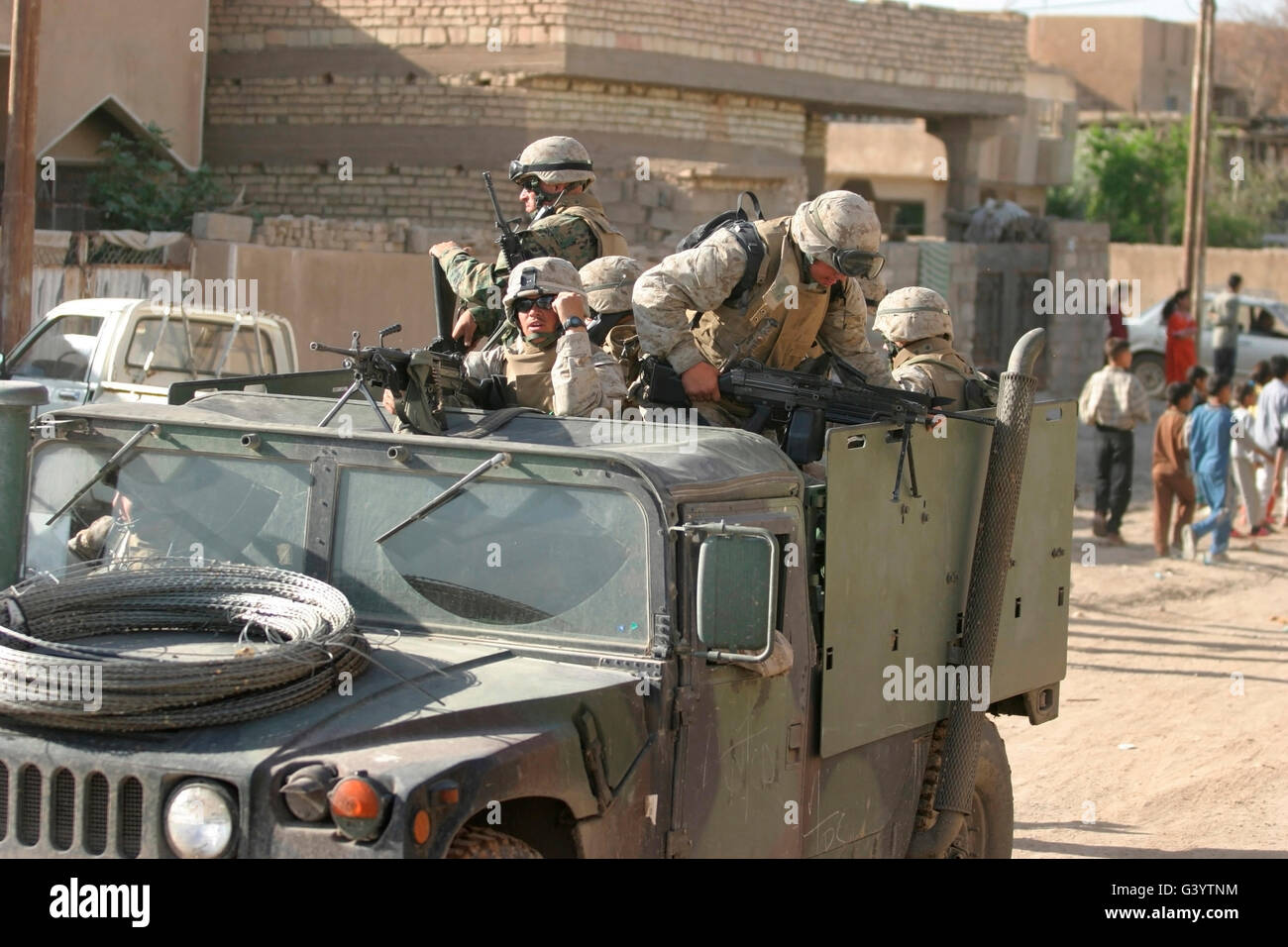 Hummer Irak 2003 – Véhicule Militaire Blindé 1/43 Atlas Collector (édition Limitée)