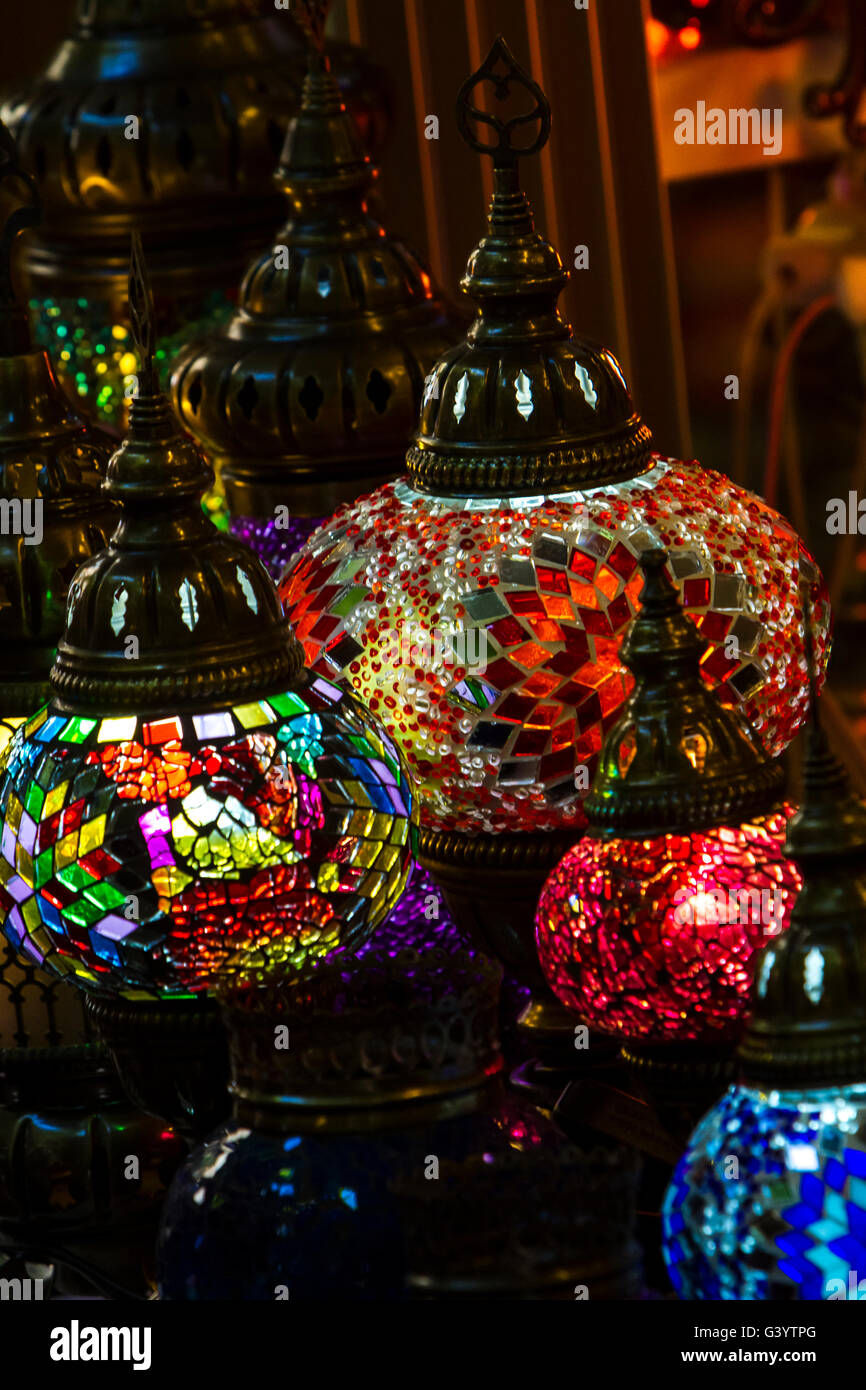 Oriental lamp hi-res stock photography and images - Alamy