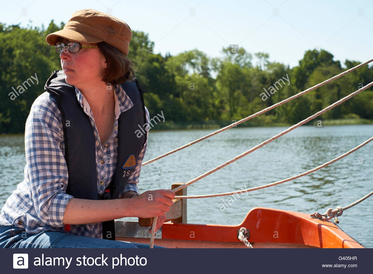Dinghy Sailing Uk Stock Photos & Dinghy Sailing Uk Stock Images Alamy