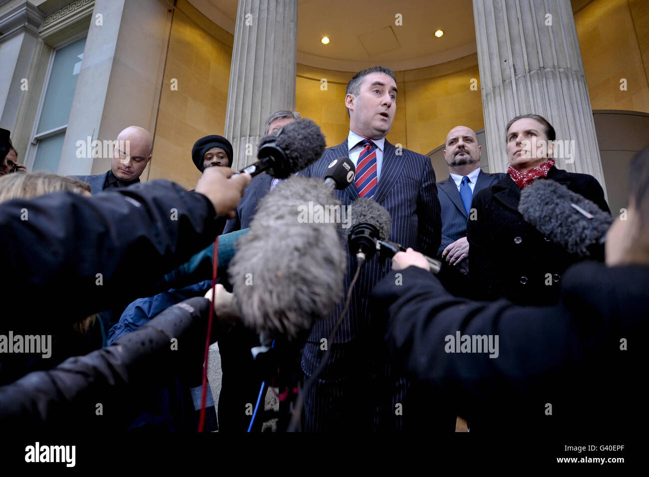 Detective Constable Andy Pilling speaks to the media outside Bristol ...
