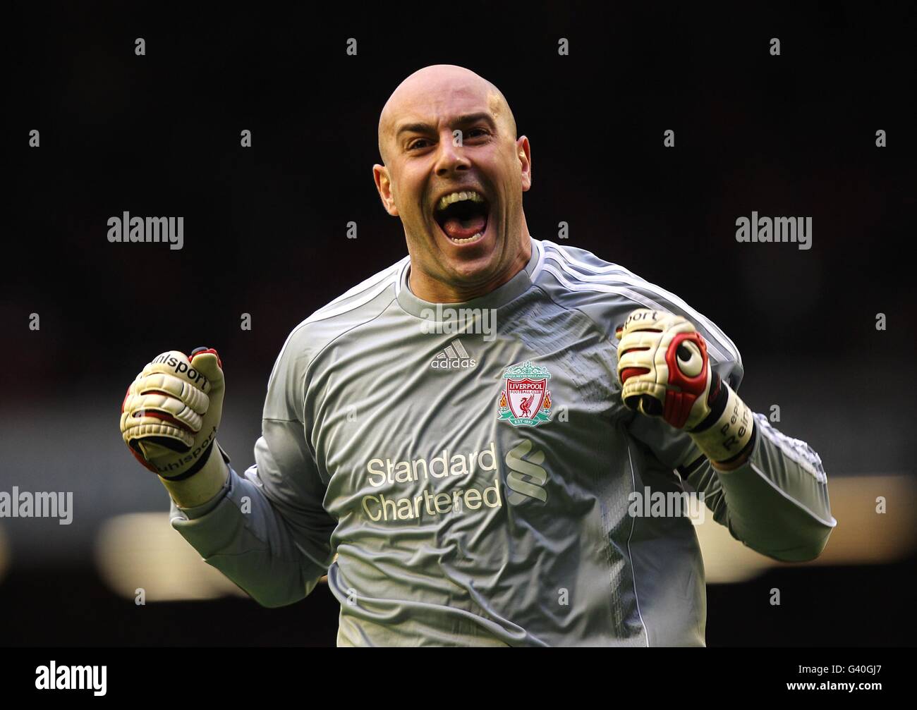 Soccer - Barclays Premier League - Liverpool v Everton - Anfield. Liverpool goalkeeper Jose Pepe Reina celebrates after team-mate Raul Meireles scores the first goal of the game Stock Photo