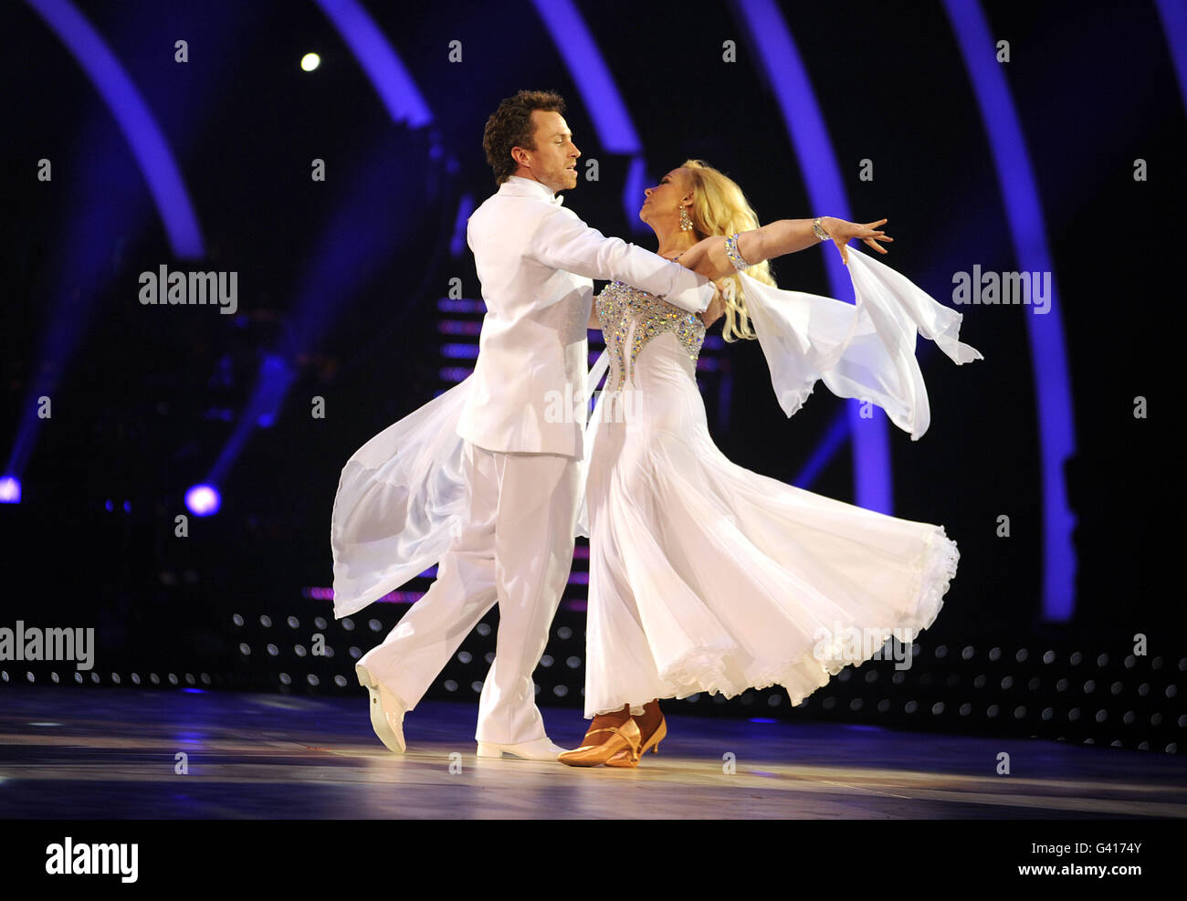 valse Busk skab Pamela Stephenson and dance partner James Jordan perform during the  Strictly Come Dancing The Live Tour dress rehearsal at The Capital FM Arena  in Nottingham. PRESS ASSOCIATION Photo. Picture date: Thursday January