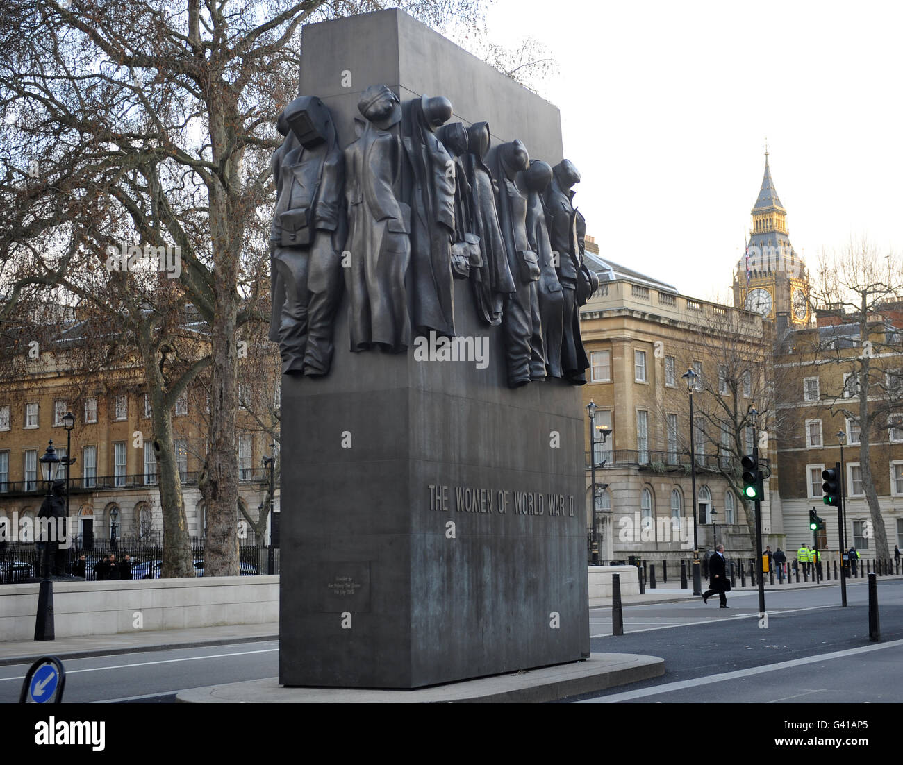 London stock. Monument to the Women of World War II Stock Photo - Alamy