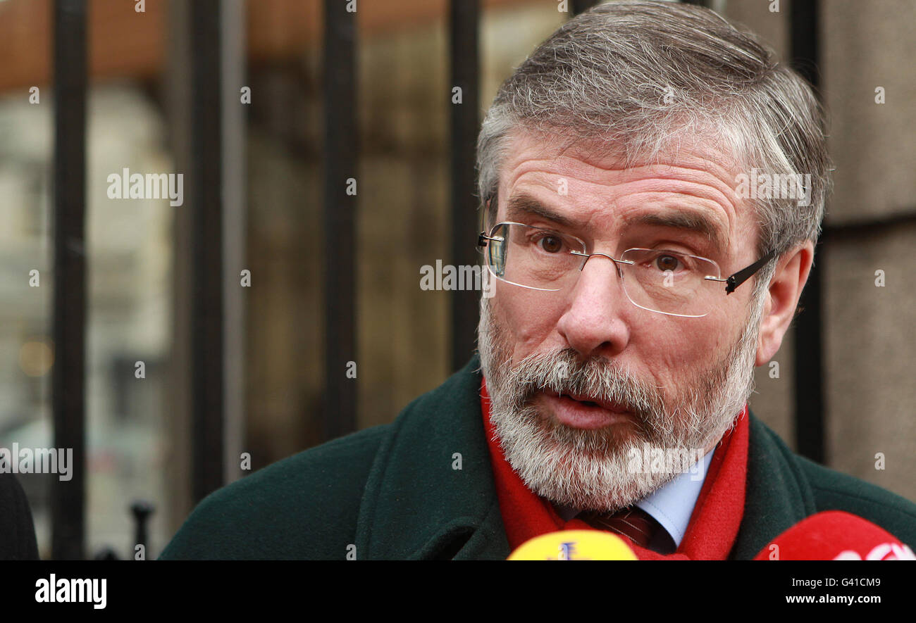 Sinn Fein President Gerry Adams speaking to the media outside Leinster House today. Stock Photo