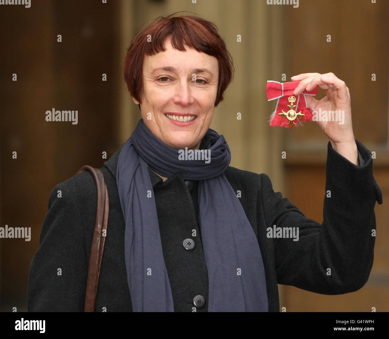 Artist Cornelia Parker with her OBE medal awarded by the Prince of Wales at an investiture ceremony at Buckingham Palace, London. Stock Photo
