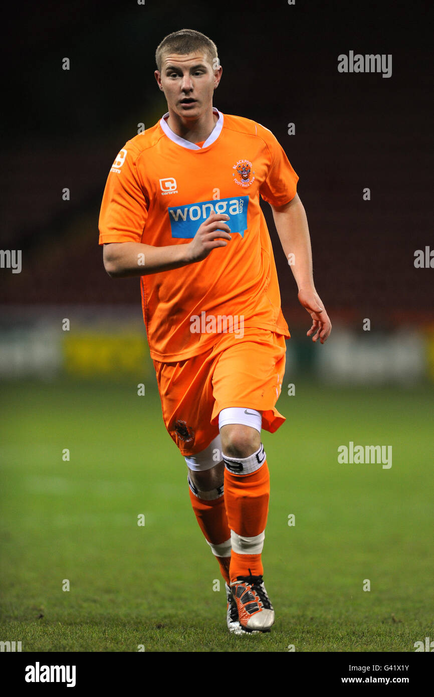 Ryan gratton hires stock photography and images Alamy