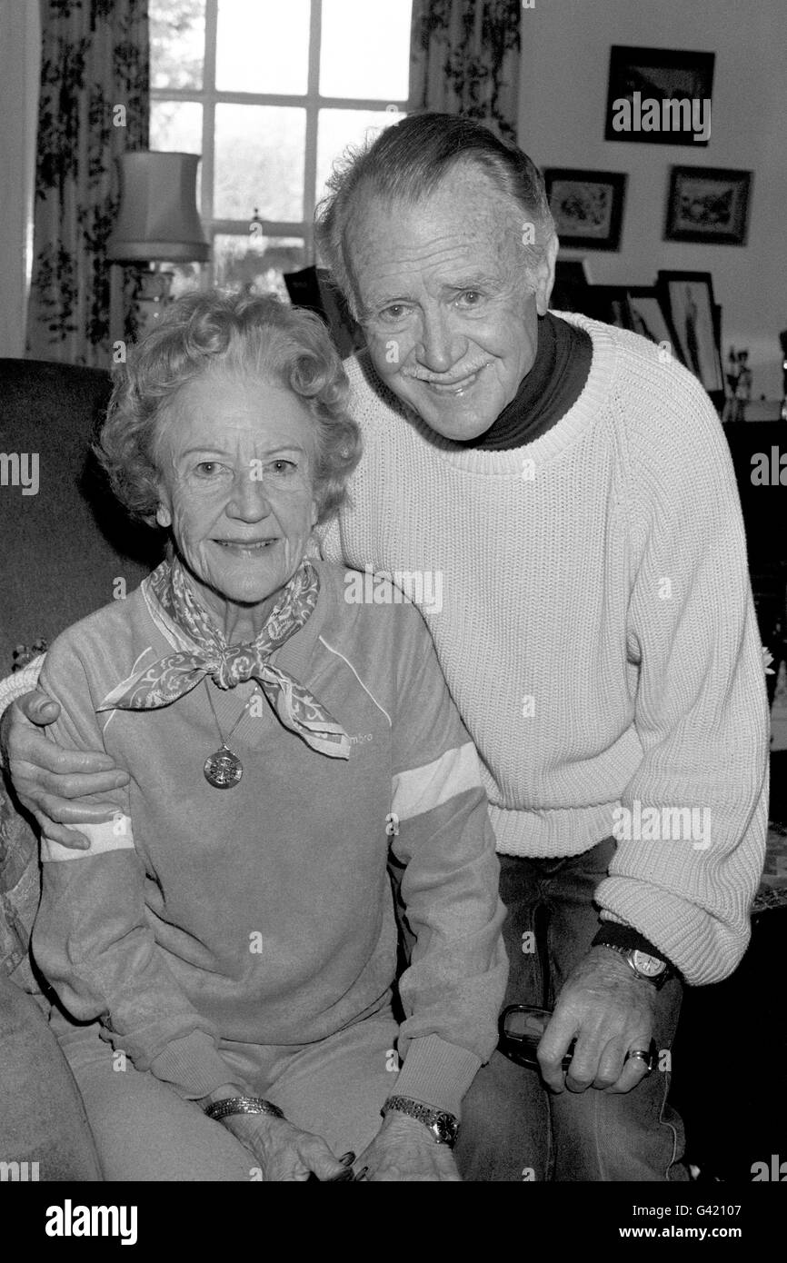 John mills and his wife mary hayley bell hires stock photography and