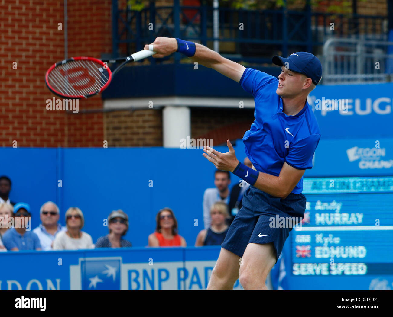 Smash hits five hires stock photography and images Alamy