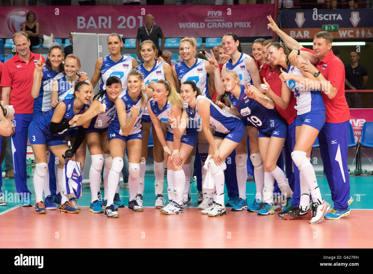 Bari, Italy. 17th June, 2016. Russian Team posing for official photographers after they won their FIVB World Grand Prix 2016 Pool F1 Group 1 Women match between Russia and Netherlands at PalaFlorio sports hall. Nicola Mastronardi/Alamy Live News Stock Photo