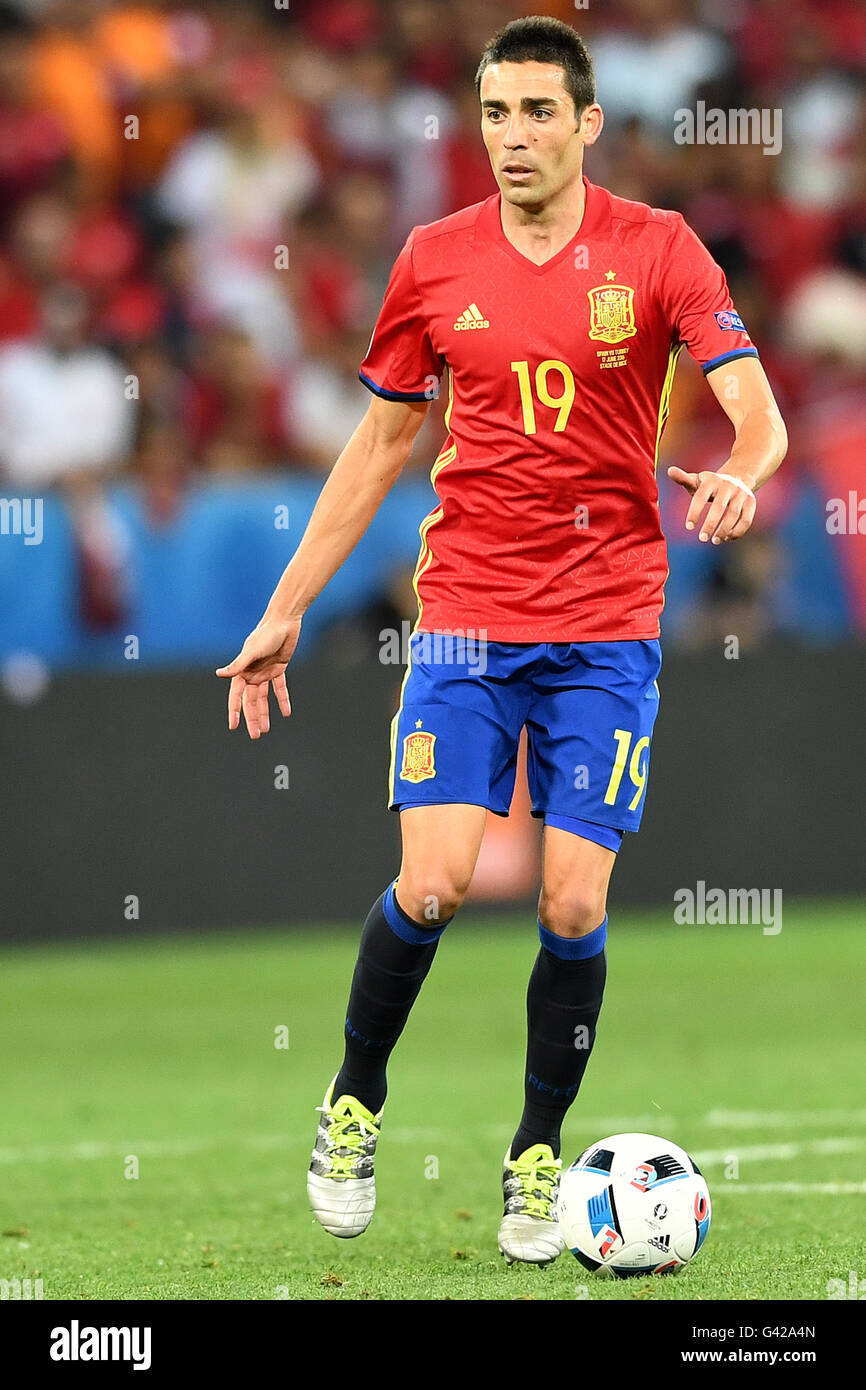 Nizza France 17th June 16 Bruno Soriano Llido Of Spain In Action During The Group D Soccer Match Of The Uefa Euro 16 Between Spain And Turkey At The Stade De Nice Nizza France 17th June 16 Bruno Soriano Llido Of Spain In Action During The Group D Soccer Match Of The Uefa Euro 16 Between Spain And Turkey At The Stade De Nice
