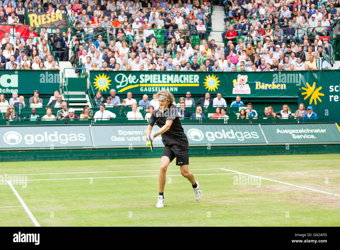 Gerry weber open hi-res stock photography and images - Alamy