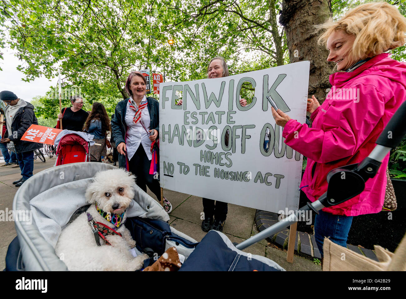 Protest Outside Chinese Embassy Hi res Stock Photography And Images Alamy protest-outside-chinese-embassy-hi-res-stock-photography-and-images-alamy