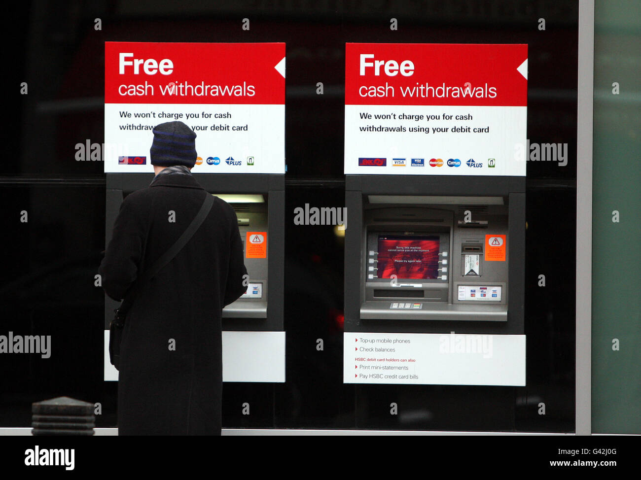 Hsbc cash machine hires stock photography and images Alamy
