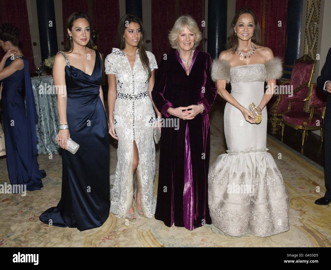 The Duchess of Cornwall with Isabel Preysler and her daughters (names not known) as they attended a gala dinner and theatrical performance for supporters of the Prince's Foundation for Children and the Arts at Buckingham Palace, London. Stock Photo