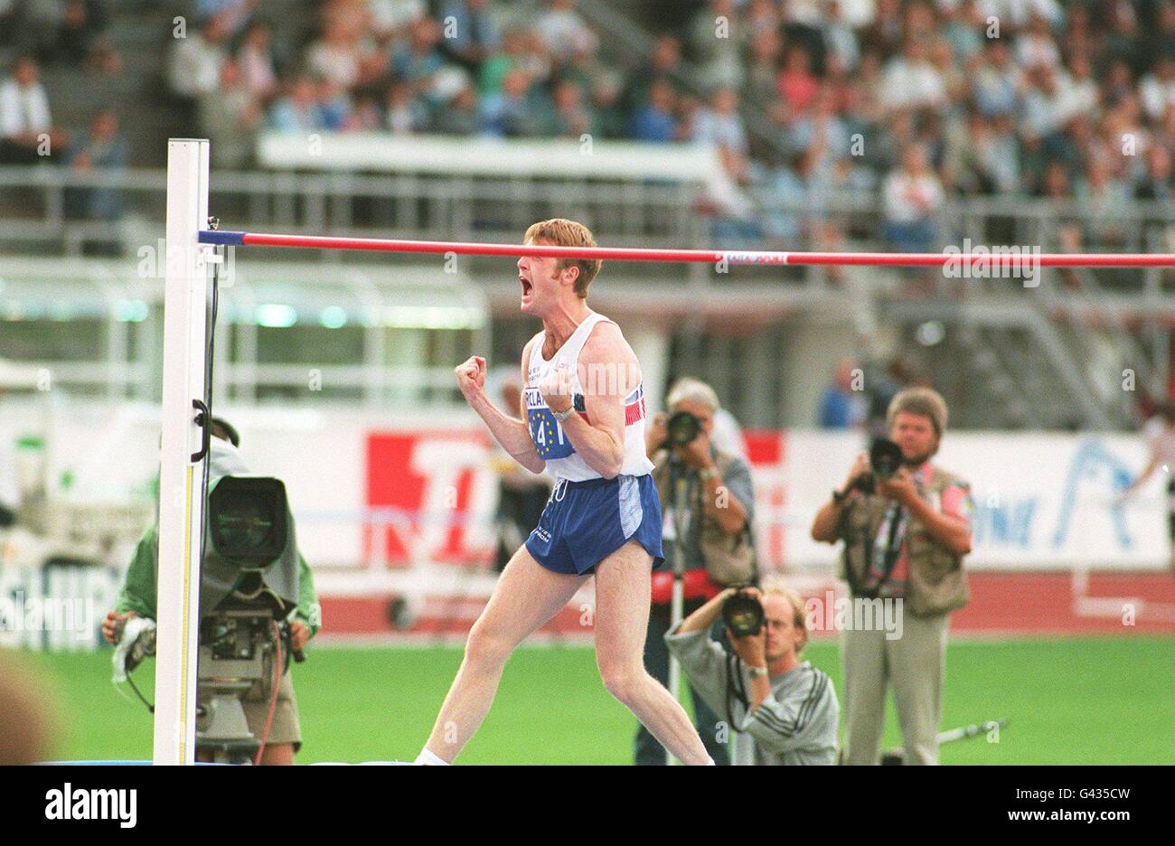 STEVE SMITH, GB CELEBRATES CLEARING THE BAR IN THE HIGH JUMP FINAL