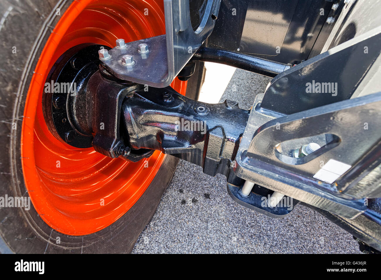 Digging Wheel Rim View on wheel of new excavator digging Stock Photo - Alamy